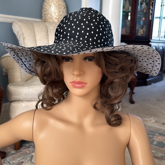 Brand New NYC Underground Black & White Polka Dot Wide Brim Hat UPF 50+ Derby - Picture 1 of 16